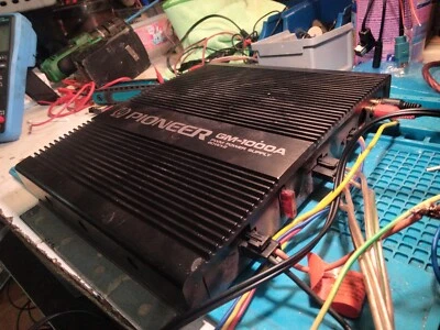 PIONEER GM 1000A -  -all oroginal wirings and install bra kets included - Imagen 1 de 4