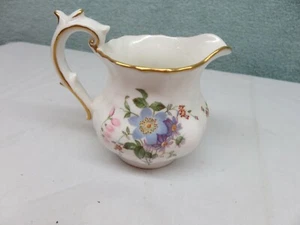 Royal Crown Derby "Derby Posies "Mini" Creamer 3 3/8" White Gold Trim Flowers - Picture 1 of 3