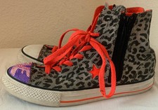 converse one star animal print