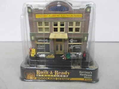 WOODLAND SCENICS # BR4921 ~ HARRISON'S HARDWARE STORE ~ BUILT-&-READY ~N SCALE - Image 1 of 4