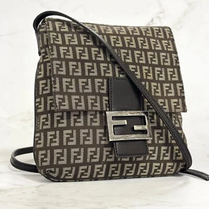 Borsa a tracolla FENDI Zucchino FF baguette marrone argento usata tela pelle vintage - Foto 1 di 21