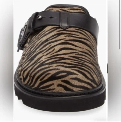 Sandalia Zadig & Voltaire Alpha con estampado de cebra pelo de becerro genuino talla 10,5 (precio de venta sugerido por el fabricante 448 USD Foto 1 de 4