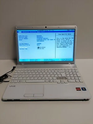 Laptop Sony Vaio PCG-61611M , DEFEKT ERSATZTEILE SEHE BESCHRIEBUNG...#231 - Bild 1 von 4