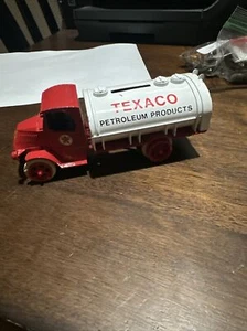 Ertl Texaco Collectors Club 1926 Mack Tanker Truck 1/25 Scale Diecast In Tin Box - Picture 1 of 7