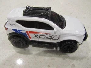 2022 Hot Wheels VOLVO XC40 Recharge HW Green Speed Diecast Race CAR - Picture 1 of 6