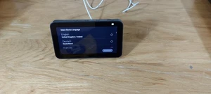 Amazon Echo Show 5 (2. Gen) Smart Display Lautsprecher - Anthrazit C76N8S funktionstüchtig - Bild 1 von 11