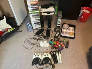 Xbox 360 Konsolen mit vielen extras über 50 Spiele!! 3 Konsolen mit 2 Kinects - Bild 1 von 16