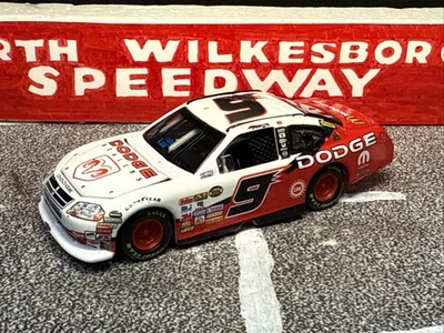 2007 Kasey Kahne #9 Dodge COT 1/64 Nascar Drivers Select Diecast Loose *READ* - Image 1 of 4