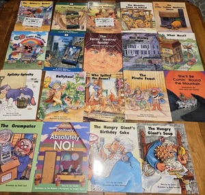 Lot Of 19 Childrens Kids Books Paperback Elementary beginner Read Mix Cassettes - Foto 1 di 5