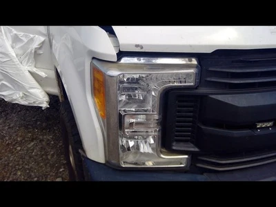 Faro halógeno derecho pasajero para camioneta Ford F250SD 17 610469 Foto 1 de 4
