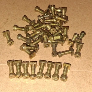 80 X (40 X #111A/37A) * MOLTO PULITO * OTTONE MECCANICO SLOT BULLONE LUNGO (1/2") DADO QUADRATO - Foto 1 di 1