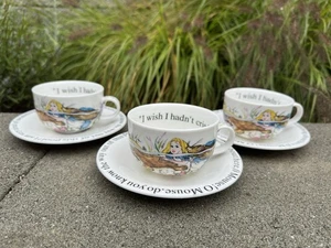 Paul Cardew Classic Alice im Wunderland Teetasse und Untertasse Vintage 3er Set - Bild 1 von 19