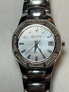 Reloj Bulova 96R102 para mujer con detalles de diamantes - esfera MOP - acero inoxidable - funcionando - Imagen 1 de 13