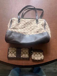 coach purse hand bag beach bag wallet change purse - Picture 1 of 13