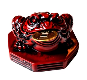 New Red Feng Shui Frog with Coin. - Picture 1 of 4