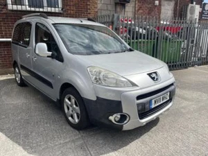 2011 Peugeot PARTNER TEPEE DIESEL MPV 1.6 TEPEE OUTDOOR HDI 5DR Manual MPV Diese - Picture 1 of 4
