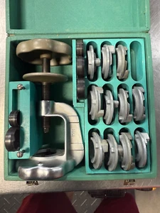 VINTAGE ROLEX EAZY OYSTER OPENER 1001 WATCHMAKERS TOOL COMPLETE SET WOOD BOX - Picture 1 of 15