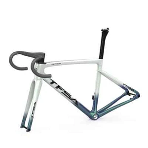 700C Carbon Fiber Road Bicycle Frameset with Handlebar Full Internal Wiring - Picture 1 of 27