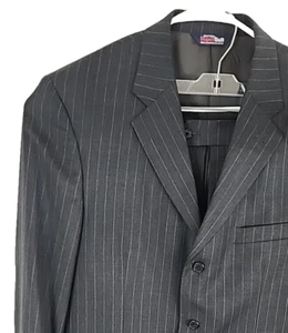 Stafford Super Suit Mens Gray With Gray Pinstripes Wool Suit, J: 40S, P: 32x30 - Picture 1 of 21