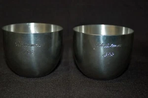 Tazas Jefferson vintage P50 Stieff peltre Navidad 1982 3 1/4" diámetro 2 1/2" alto  - Imagen 1 de 6