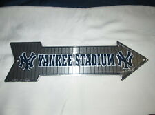 **Unique NEW YORK YANKEES - YANKEE STADIUM Metal Arrow Sign #02 - NEW**