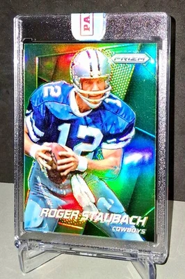 🔥ROGER STAUBACH🔥2014 Panini Prizm GREEN HOLO Prizm #147 SP Cowboys Raros  - Imagem 1 de 4