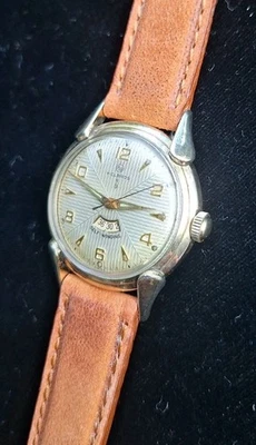 Vintage Swiss Helbros Automatic Winding Wrist Watch with Power Reserve Indicator - Image 1 of 4