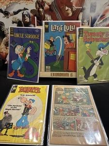 Lotto fumetti cartoni animati vintage - Foto 1 di 18