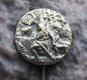 Vintage Hunter Kneeling to Holy Stag Deer Czech Hunting Association Pin Badge - Picture 1 of 2