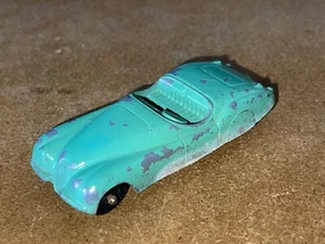 Vintage TootsieToy Green 1954 XK120 Jaguar Convertible USA 3” Series - Picture 1 of 7