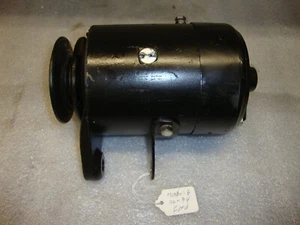 1932 MODEL B 1933 BB 1934 FORD and PICKUP TRUCK 4 CYLINDERS REBUILT GENERATOR - Picture 1 of 4