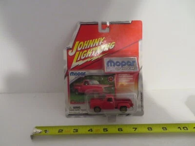 Johnny Lightning Mopar or No Car #22 1978 Dodge Warlock Red 2004 MOC - Image 1 of 4
