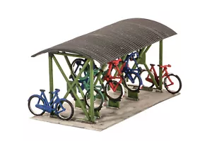 Wills SS23 OO Gauge Bicycle shed & Bicycles Plastic Kit - Picture 1 of 1