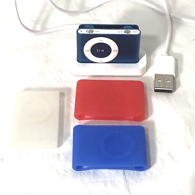 Apple iPod Shuffle 2nd Gen. - Blue - 1GB - w/Charger Dock & 3 Skins - Parts - Image 1 of 4