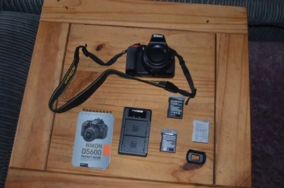 Nikon D D5600 24.0MP Digital SLR Camera - Exceptional Condition - Image 1 of 4