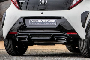 Heckschürze Heckansatz schwarz Toyota Aygo II ab 2014 inkl. Auspuffblenden Alu - Bild 1 von 2