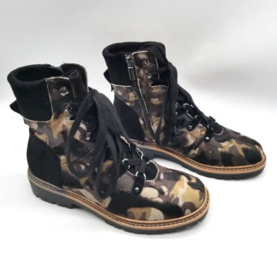 Botas de combate Me Too para mujer Cliff camufladas de piel con cordones talla 7,5 M Foto 1 de 4