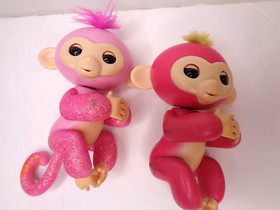 WowWee Fingerlings lot 2 Monkeys Pink Sparkle Interactive Pets Motion & Sound