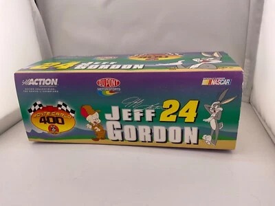 RARO* Jeff Gordon #24 DuPont Looney Tunes Revancha RCCA CWB 2002 1/24 Diecast Foto 1 de 4