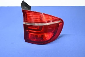 11-13 BMW E70 X5 Rear Right Passenger Side Outer Tail ight Lamp Assembly OEM - Picture 1 of 10