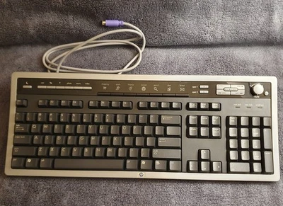 HP Hewlett-Packard PS/2 Multimedia Keyboard Wired Model 5209 - Image 1 of 4