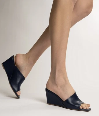 Journee темно-синий на танкетке слайд, совершенно новый, размер 10 - Изображение 1 из 4