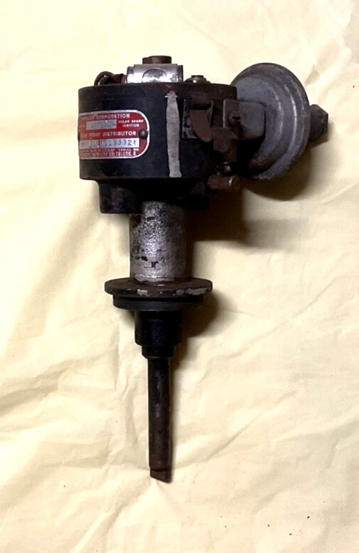 Dodge Super Red Ram D500 315 325 Hemi distribuidor de doble punto 1642392 PARECE BIEN Foto 1 de 4