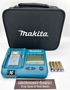 Makita BTC04 tragbarer Akku-Checker - inklusive Softcase, exklusives Kofferset - Bild 1 von 20