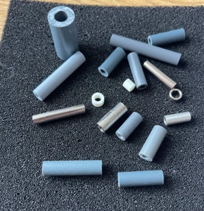 Mixed BAG of ROUND SPACERS STAND OFFS M2.5/M3/M4/M6  PVC/NICKEL Mix Lengths K21A - Picture 1 of 1