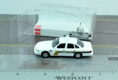 Busch 49025 Ford Crown Victoria PENTAGON Police car 1:87 HO Scale - Image 1 of 2