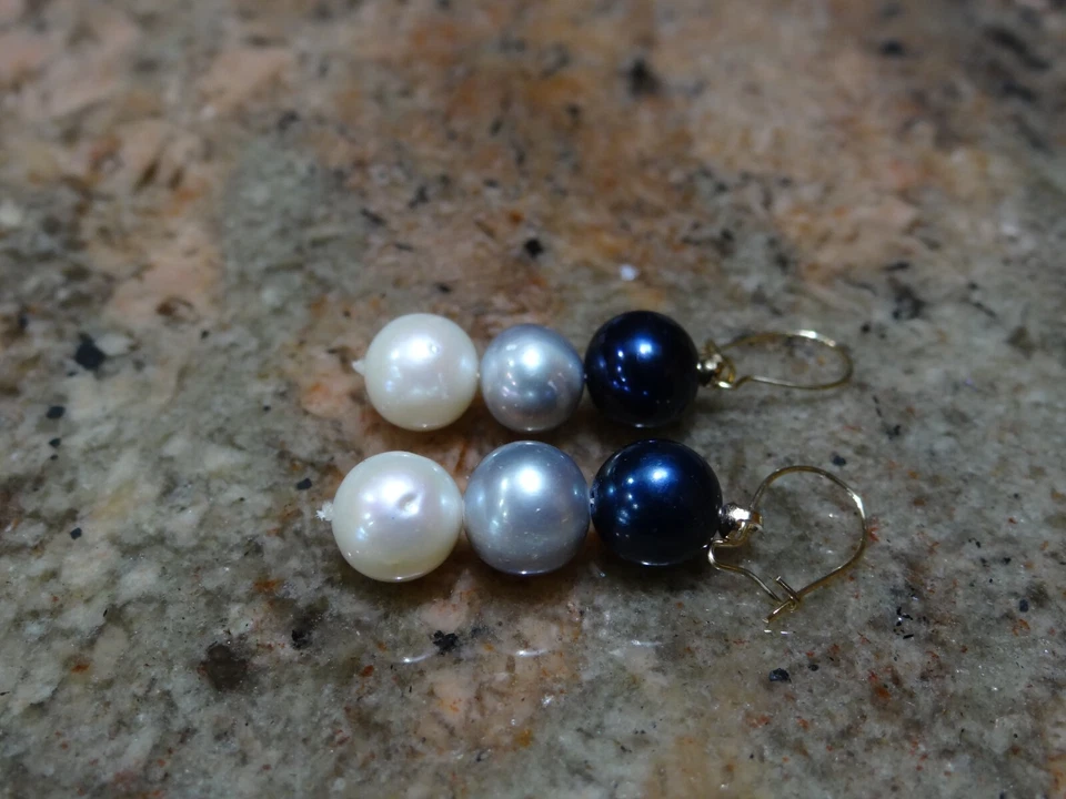 14k Solid Yellow Gold 9mm Black/Gray/White Pearl Dangle Earrings Foto 1 de 1