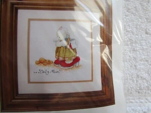 Lottie Being Mum Counted Cross Stitch Kit # HC115 (Humphrey's Corner, 2003) - Picture 1 of 2