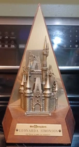 Vintage 1986 Walt Disney World Cinderella Castle 15 Fifteen Year Service Award - Bild 1 von 9