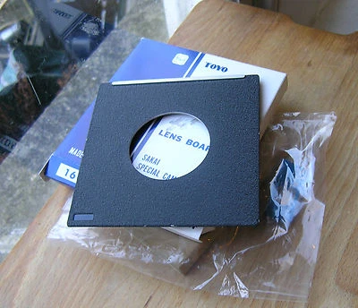 genuine Toyo field  5x4  45A for compur 2 lens board 11cm square 50.4mm hole - Image 1 of 3